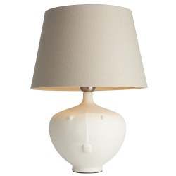 Mrs & Cici 1lt Table